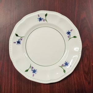 VINTAGE Kensington Staffordshire - Ironstone - &#39;Wayside&#39; - Bread & Butter Plate - 6 7/8&quot;