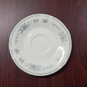 VINTAGE Royal Castle Fine Porcelain China | Enchantment | Saucer 5 7/8&quot;