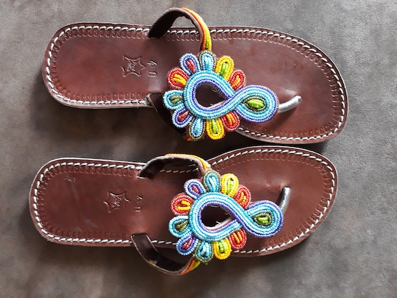 Maasai Sandals Summer Shoes Unique Leather Sandals African Maasai leather handmade beaded sandals, Gift for her, Flipflop, Kenya Sandals Maasai Sandals Summer Shoes Unique Leather Sandals African Maasai leather handmade beaded sandals, Gift for her, Flipflop, Kenya Sandals