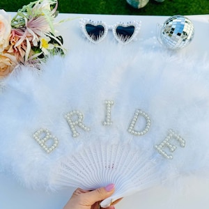 BRIDE Fluffy Feather Fan, Bridesmaid Gift, Bridal Shower Gift, Mrs To Be, Wedding Favours, Handmade White Pearls Hens Gift