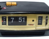 Vintage Sanyo Flip Clock Radio 1970 39 s 6CA - T45 Retro RARE Black Mid Century