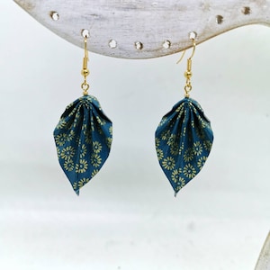 Origami leaf earrings, Japanese paper, Swarovski pearls, duck blue green, handmade washi