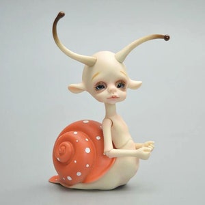 Muñeca articulada de bola BJD Snail 1/8 para colección Muñecas de hadas BJD ooak monster 1/8