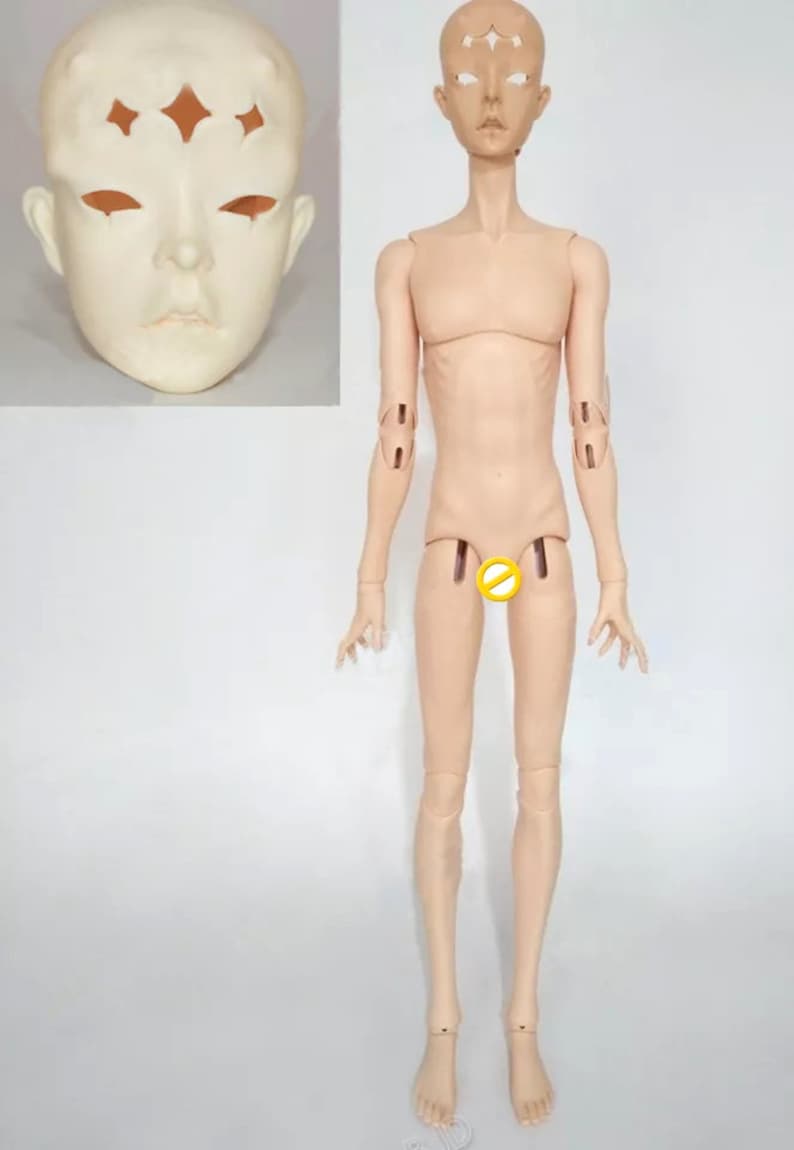 May include: A nude-colored, articulated doll with a detailed face and a separate head with star-shaped cutouts. The doll is standing, with visible joints at the elbows, knees, and ankles. The doll's height is approximately 60 cm.