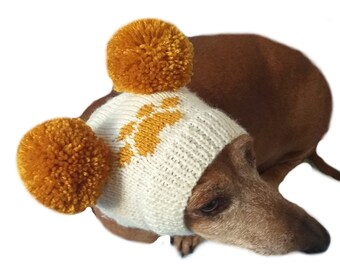 Doxie hat with two pompons, dachshund hat with two pompons, hat with foot, hat two pompons for dog