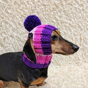 38 color Exclusive three-color striped dog hat with open ears and a pompom for pets, dachshund clothing hat