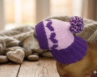 Gorro con pompón de corazones para perro, ropa de fiesta de diseñador para mascotas, gorro de lana cálido de invierno para perro salchicha con patrón, regalo para amantes de los perros
