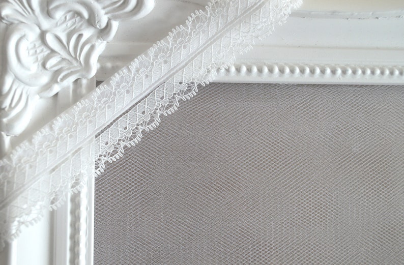 White Scalloped Edge Lace Trim Bridal Garter Wedding Garter /'Abi/'