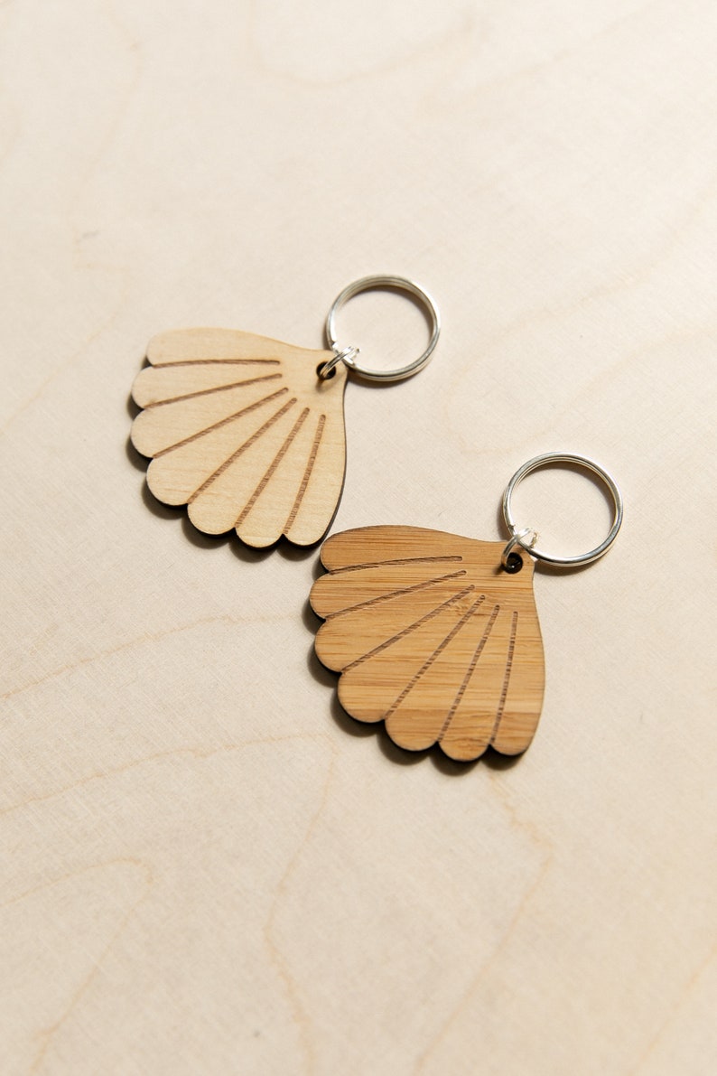 Wooden shell key ring image 1