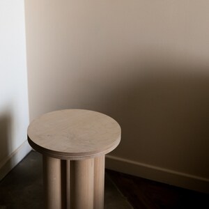 Table dappoint ou tabouret BAOBAB minimaliste image 2