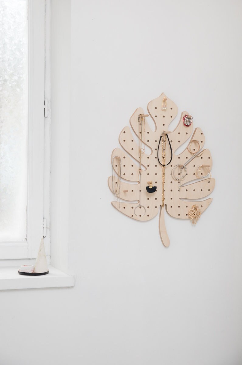 Pegboard Panneau Perforé en Bois Forme de Feuille Monstera | Grand Modele