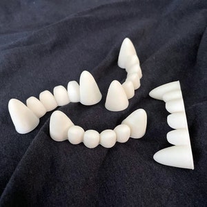 Toony teeth type 2