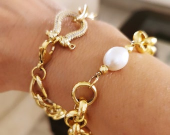 Single Pearl Bracelet, Chunky Chain bracelet, Screw Clasp bracelet, Gold Link Stacking bracelet,  Bracelet for women