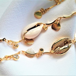 Stapelbare armband kaurischelp, dikke ketting schelparmband, gouden strandarmband, Afrikaanse armband cadeau voor haar