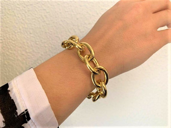 Chunky Clover Bracelet with Gold Links,Paperclip charm bracelet,large link bracelet with charm,gold,gold jewelry,gold bracelet,stacking
