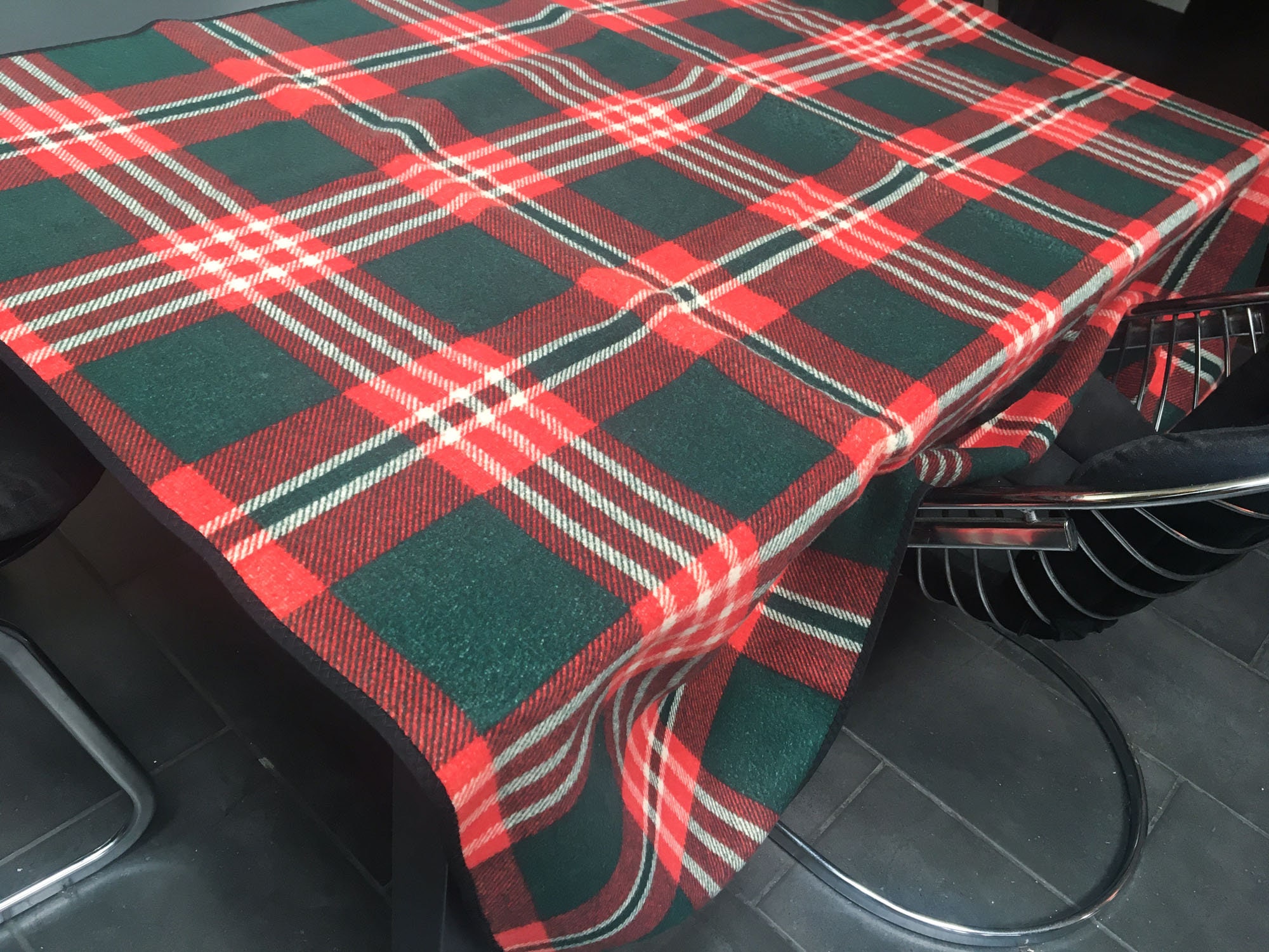 Couvertures confortables en 100% pure laine, motif tartan, pour lits et