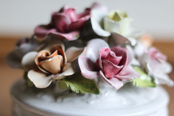 Vintage Capodimonte dish, floral lid, white porce… - image 3