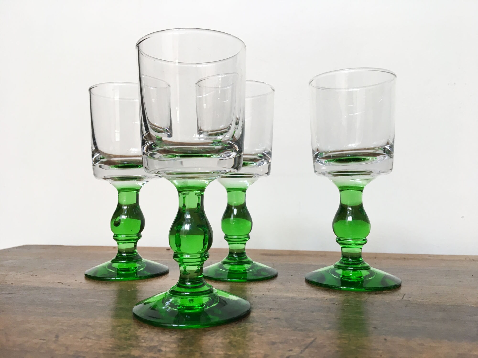 Ensemble de 4 Beaux Verres à Verre Vert Vintage - Petits Liqueur Soufflés Français Main Liquor Drink