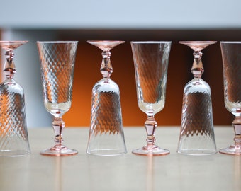 ARCOROC, sets of french 70s champagne flutes glasses, wine stem glass - Rosaline serie, swirl glass, pink glass - France 60s