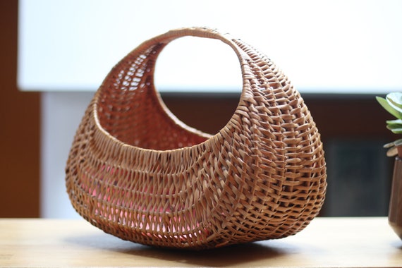 Charming vintage rattan handbag, large shopping b… - image 3