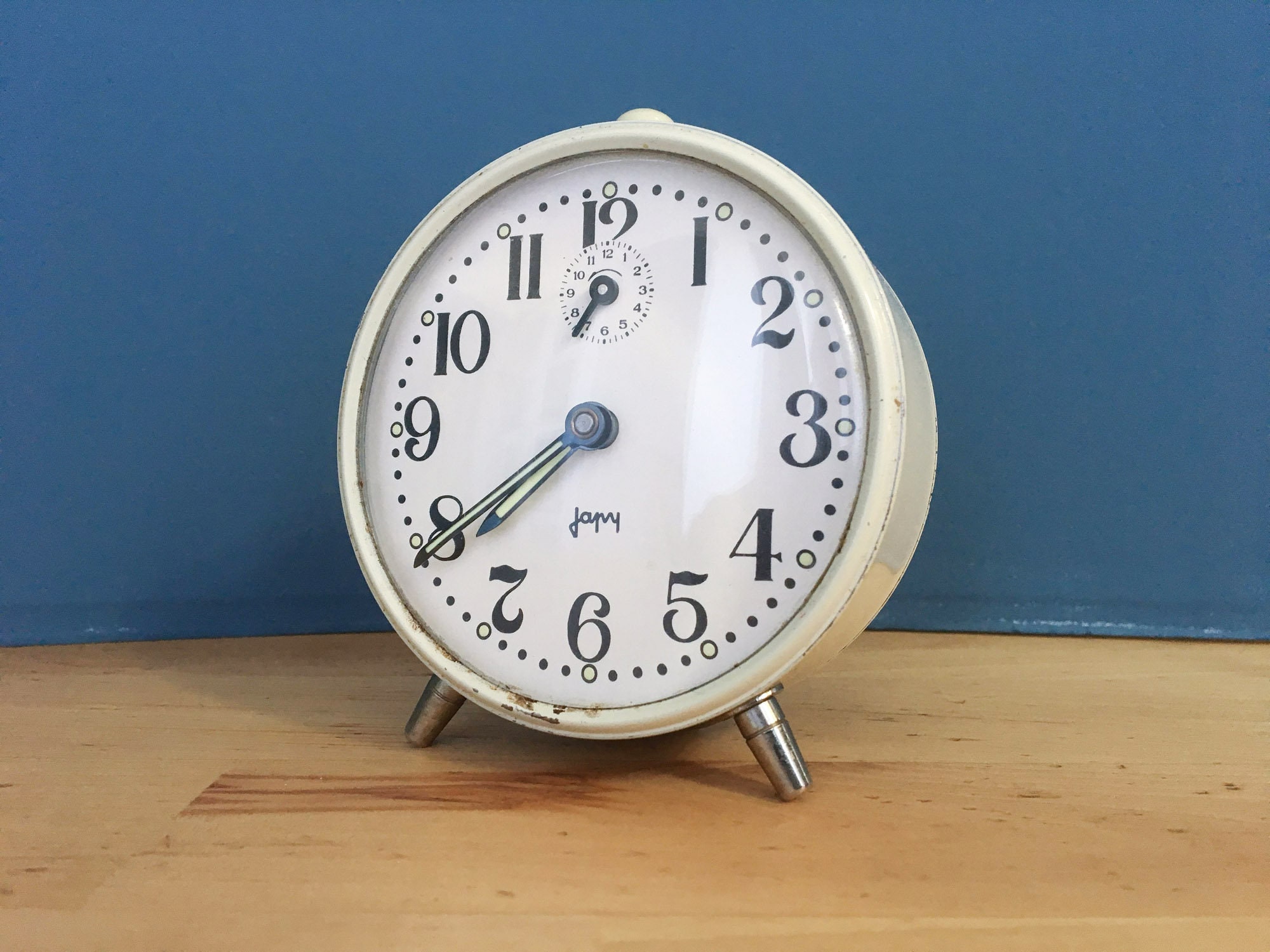 Japy, Horloge Français Réveil Blanc, Couleur Crème Ivoire, Mécanique en Parfait État de Fonctionneme