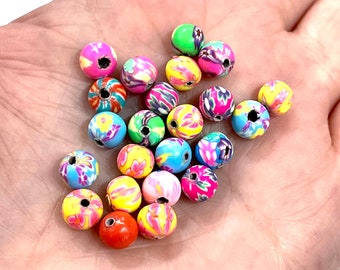 100 Pcs Round Beads Flower Polymer Clay Bracelet Beads 