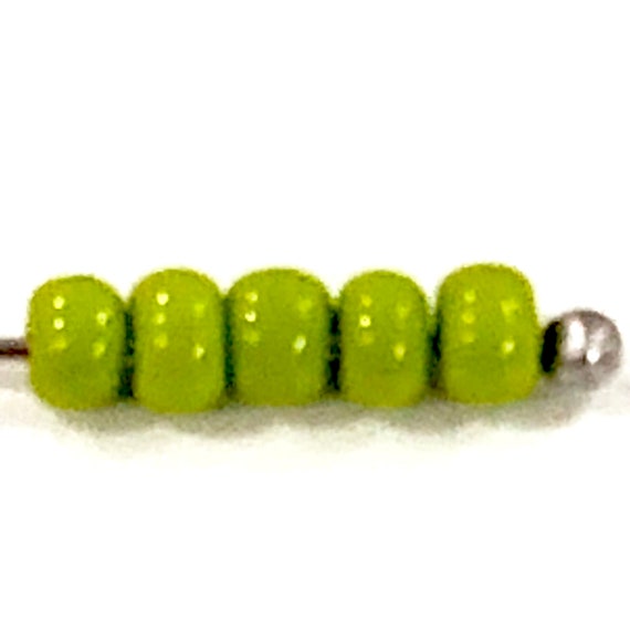 Bala & Fillic Perline A Semi Verde Opaco – 4000 Pezzi Circa, Misura 8/0 (3 Mm), Foro 0,7 Mm – Per Bigiotteria Fai Da Te
