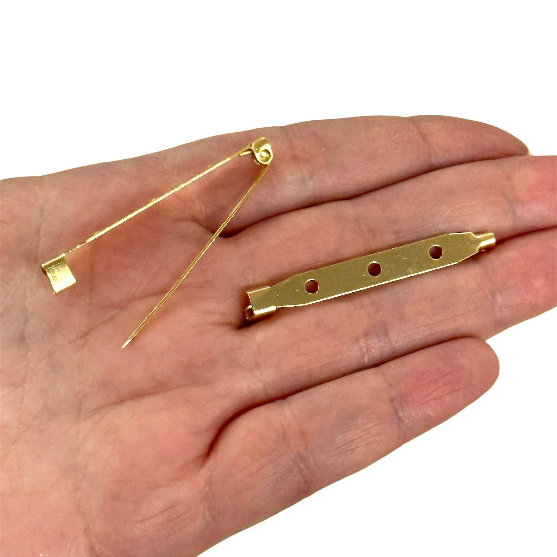 Gold store plated brooch