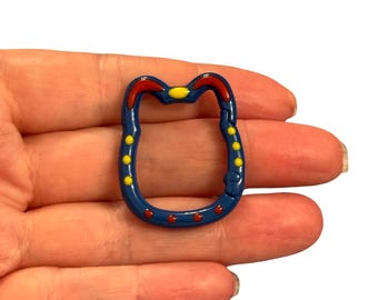 Llavero y colgante para bolso con cabeza de gato azul esmaltada – 35 x 28 mm