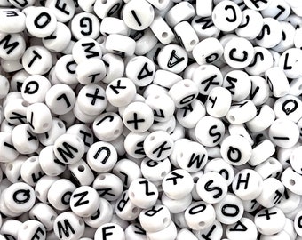 Acrylic flat round white with black letters beads for jewellery making,500 pcs pack