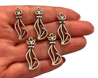 Antique Silver Plated Cat Charms, Silver Cat Collection Charms, 5 pcs in a pack