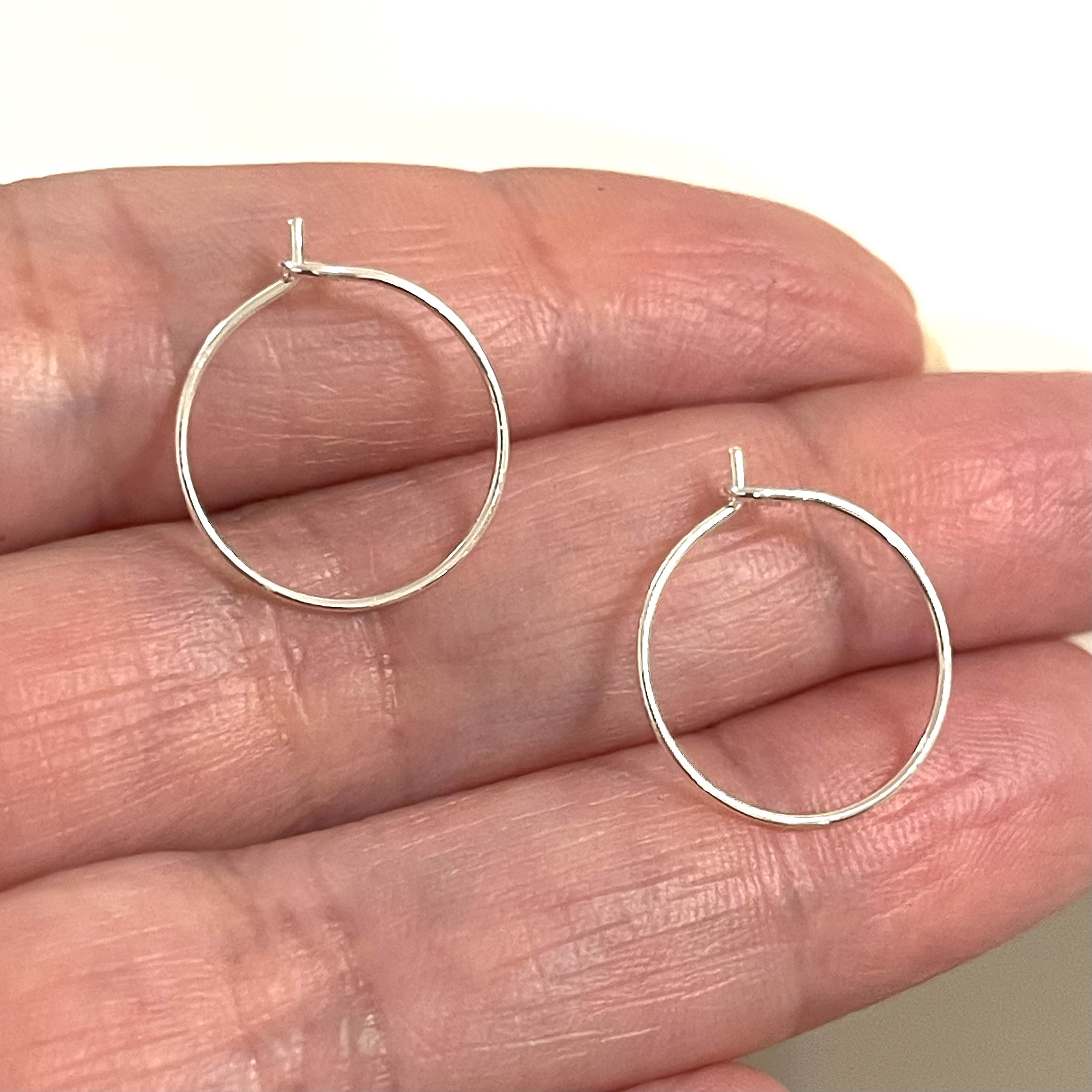 Sterling Silver 15mm Twist Hoop Earrings - Yorkshire Jewellery Company