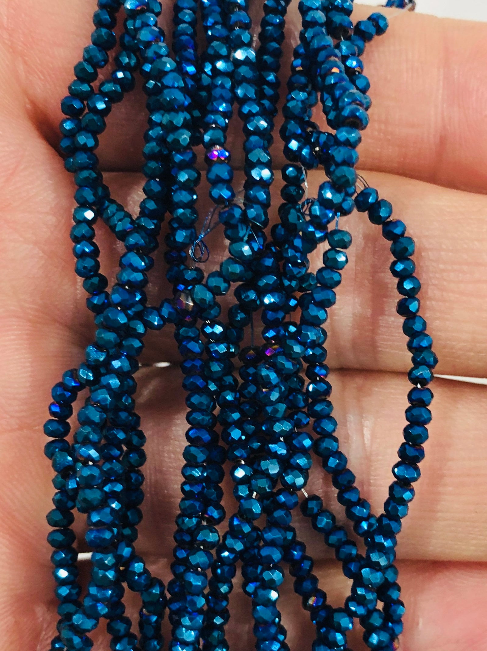7000 pcs glass seed beads for jewelry 2024 making 12 colors craft glass beads for adults