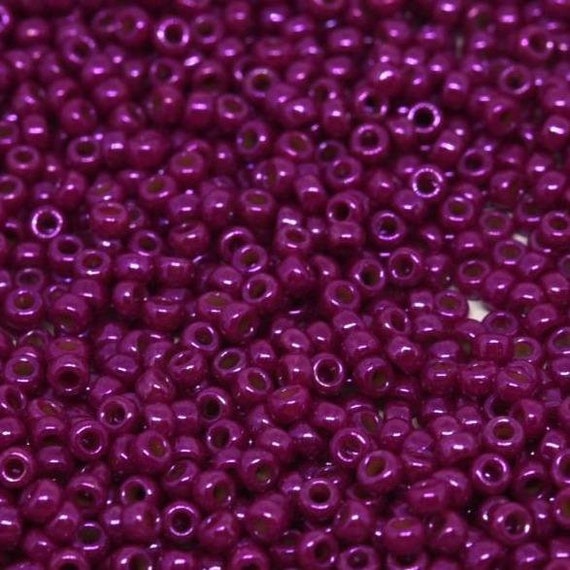 Miyuki Seed Beads 15/0, 1465L -opaque Fuchsia Luster, Beads