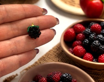 Hand Made Murano Glass Blackberry Charm With 24Kt Gold Plated Pin