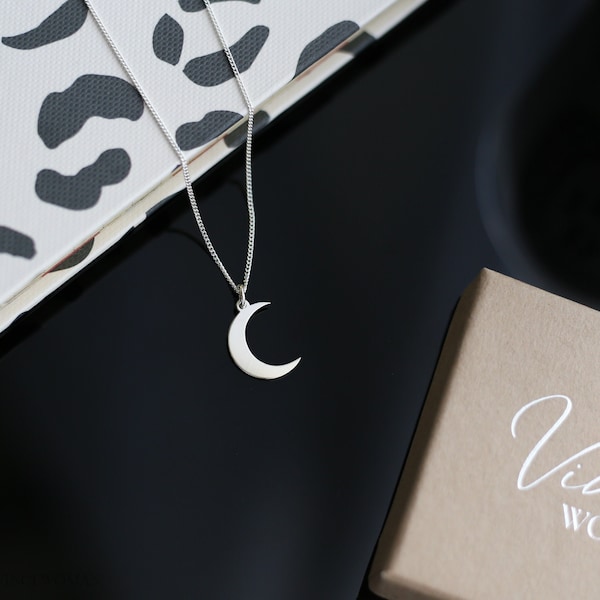 Moon Necklace, Sterling Silver, Moon Jewellery, Moon Jewelry, Moon Gift, Crescent Moon, Dainty Moon Pendant, Celestial Necklace, Simple Moon