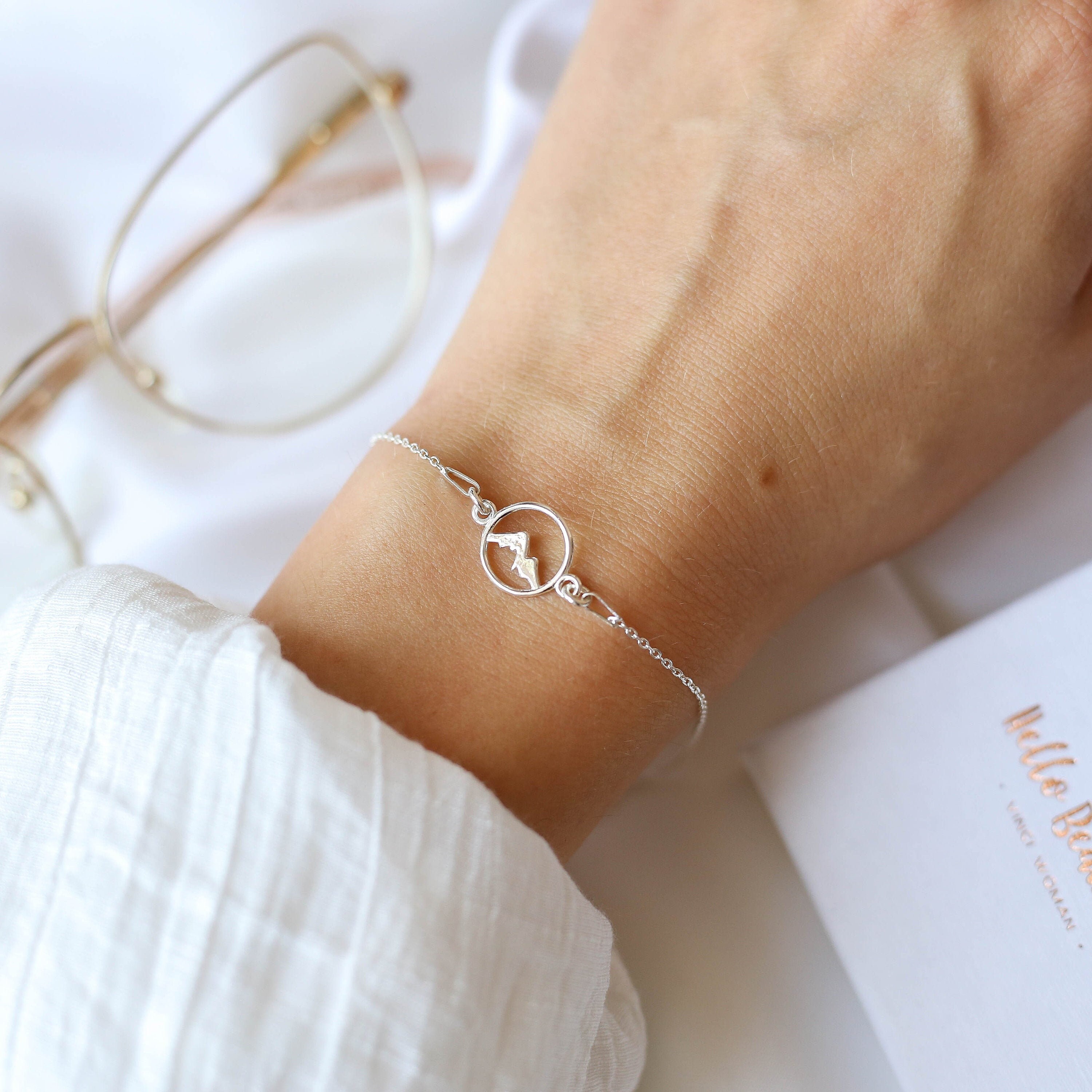 Silver Mountain Bracelet, Wanderlust Bracelet, Dainty Mountain Jewelry,  Traveler Gift, Journey, Dainty Mountain Gift, Travel Gift for Her - Etsy