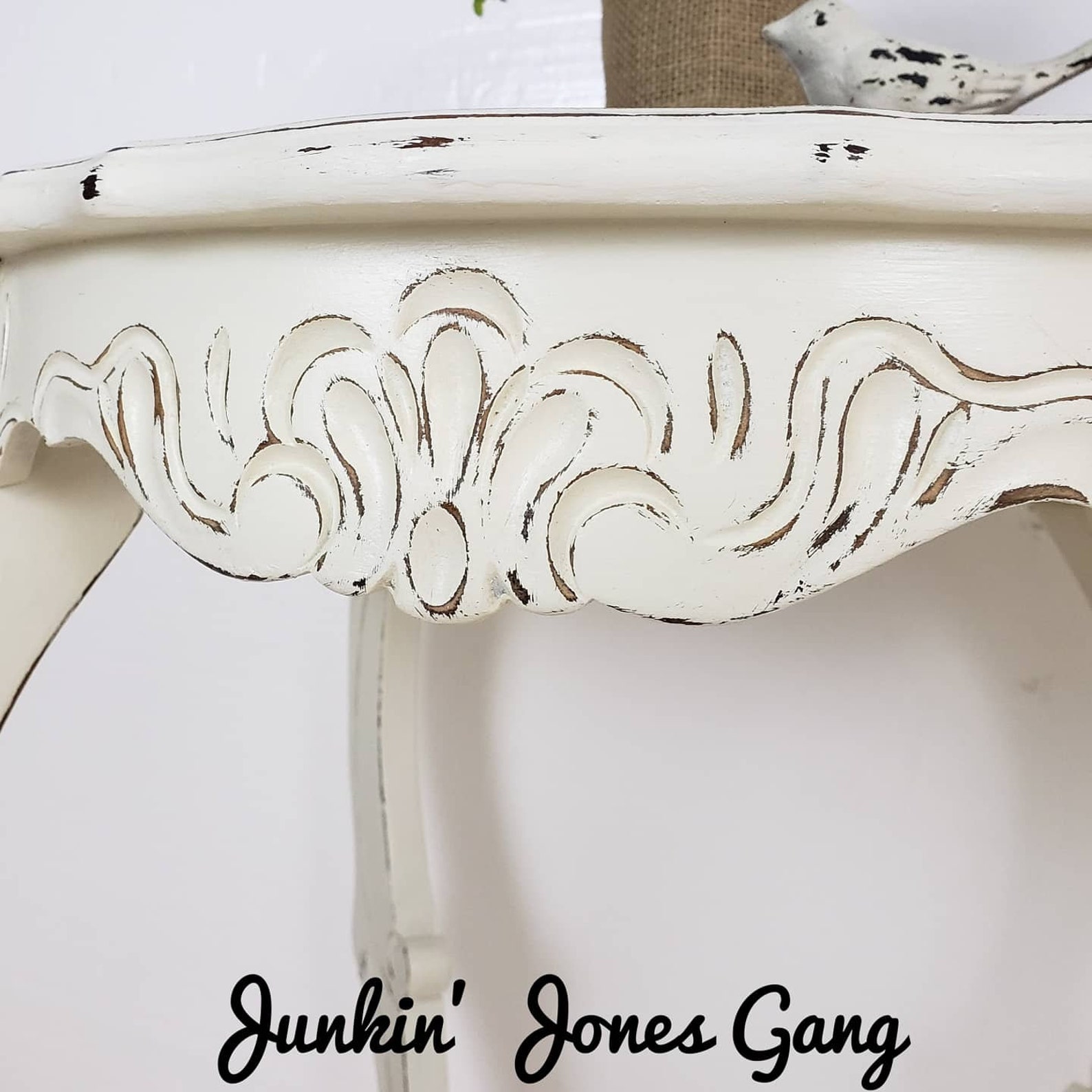 Mesitas de noche de la Reina Ana. White Farmhouse Nightstands. | Etsy