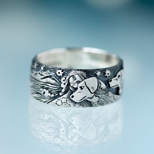 Ring with dogs - wide ring - Two girls hug dogs -  Girls by the sea - Night. Starry sky.