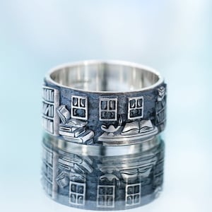 Secret Library Ring: Handmade Bookshelf Jewelry