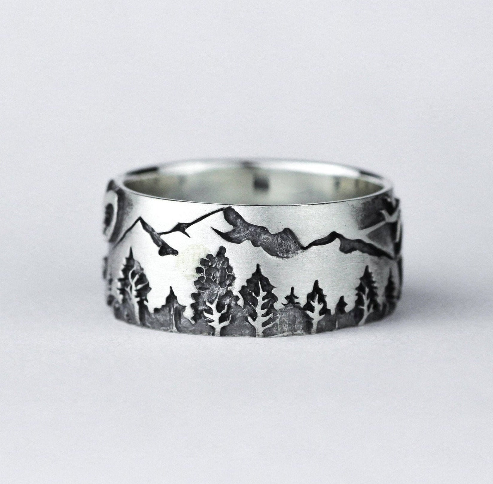 Engagement rings clearance sale outlet