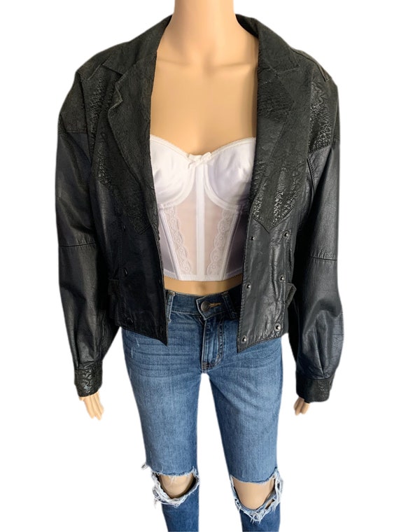 G-III Leather Jacket Womens Black Medium Snakeski… - image 4