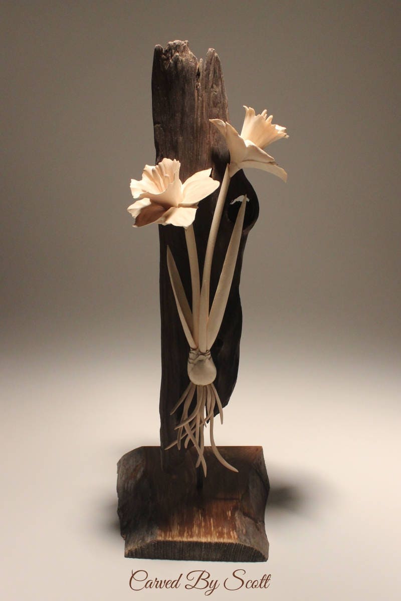 CUSTOM CARVED FLOWERS Wood Daffodils Daffodil Sculpture | Etsy