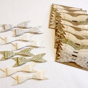 Pegatinas de lazo 3D hechas con papel pintado vintage - pegatinas para envolver regalos - pegatinas de bujo - papel pintado reciclado