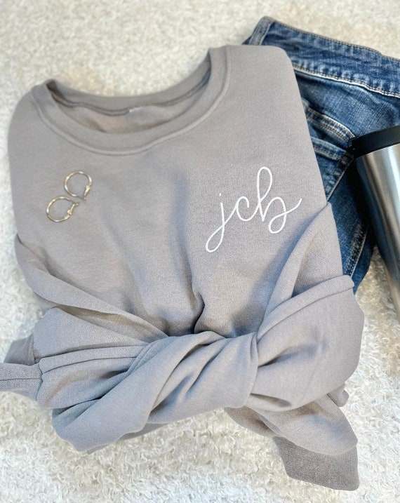 Embroidered Monogram Sweatshirt - Personalized Simple Crewneck Sweatshirt - Cute Monogram Sweatshirt - Gifts for Her - Trendy Sweatshirt