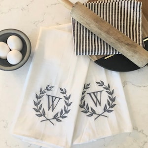 Personalized Embroidered Tea Towel, Monogrammed Flour Sack Towel, Kitchen Decor, Personalized Wedding Gift,  Laurel Wreath Embroidered Towel