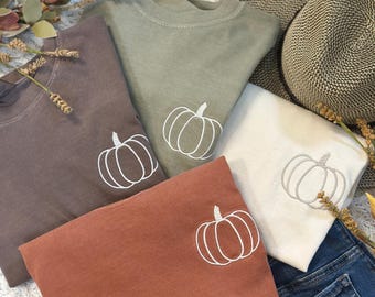 Pumpkin Comfort Colors Embroidered Tee - Pumpkin Outline T-Shirt - Simple Fall Pumpkin Crewneck T-Shirt - Minimal Fall Long Sleeve T-Shirt