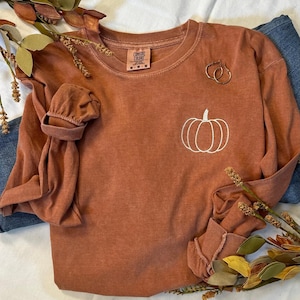 Pumpkin Comfort Colors Embroidered Tee - Pumpkin Outline T-Shirt - Simple Fall Pumpkin Crewneck T-Shirt - Minimal Fall Long Sleeve T-Shirt