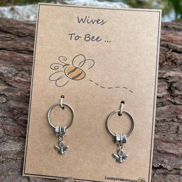 Mrs & Mrs lgbt engagement gift. Wives to bee cute lesbian wedding keyrings on card