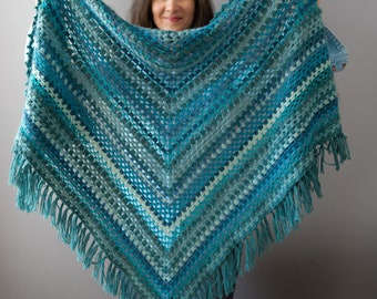 Türkis Wolle Stola Damen ganzjahres handgemacht wrap Blau gehäkelt Schal mit Fransen Kuscheliger Schal Handmade Halstuch stricken Boho wrap gestreift lacy